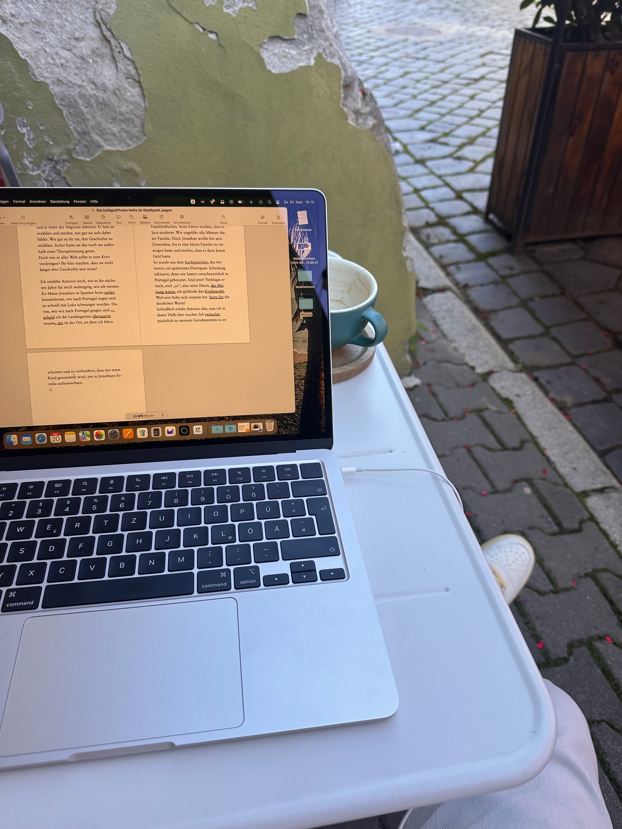 Zwischen den Zeilen – September 2025